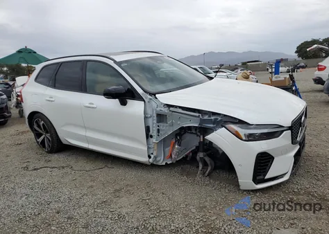 2025 Volvo Xc60 Ultra из США, поврежденный, VIN YV4H60RM6S1181400